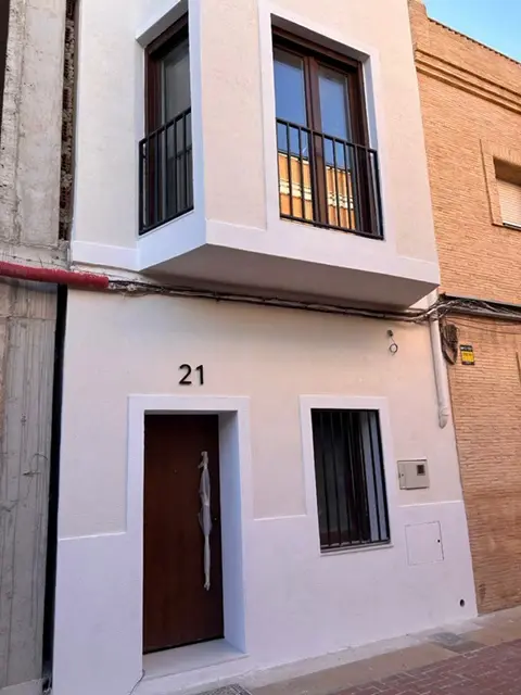 Rehabilitación integral - casa de núcleo urbano